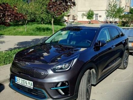 Серый Киа Niro, объемом двигателя 0 л и пробегом 60 тыс. км за 21800 $, фото 1 на Automoto.ua