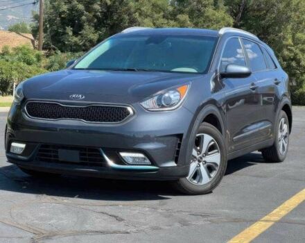 Серый Киа Niro, объемом двигателя 1.6 л и пробегом 88 тыс. км за 4600 $, фото 1 на Automoto.ua