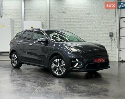 Сірий Кіа Niro, об'ємом двигуна 0 л та пробігом 93 тис. км за 18737 $, фото 1 на Automoto.ua