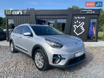 Серый Киа Niro, объемом двигателя 0 л и пробегом 117 тыс. км за 18600 $, фото 1 на Automoto.ua