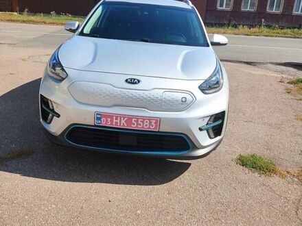 Серый Киа Niro, объемом двигателя 0 л и пробегом 74 тыс. км за 17800 $, фото 1 на Automoto.ua