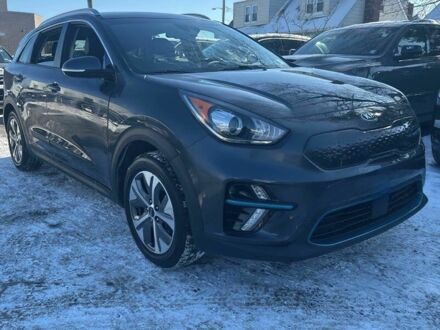 Кіа Niro 2019 у Дніпро (Дніпропетровську) на Automoto.ua Сірий Кіа Niro, об'ємом двигуна 0 л та пробігом 44 тис. км за 7400 $, фото 1 на Automoto.ua