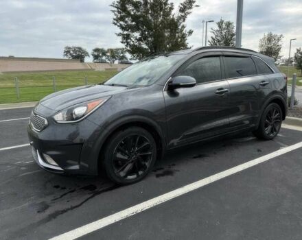 Сірий Кіа Niro, об'ємом двигуна 1.6 л та пробігом 49 тис. км за 12200 $, фото 1 на Automoto.ua