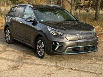 Сірий Кіа Niro, об'ємом двигуна 0 л та пробігом 128 тис. км за 18950 $, фото 1 на Automoto.ua