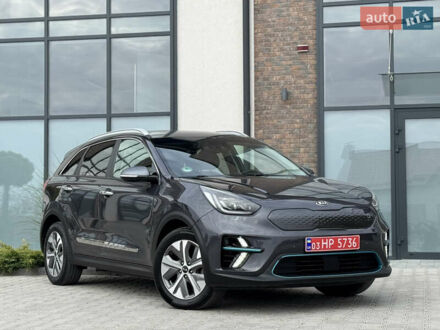 Серый Киа Niro, объемом двигателя 0 л и пробегом 139 тыс. км за 18900 $, фото 1 на Automoto.ua