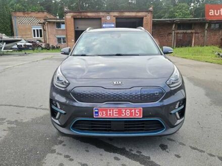 Киа Niro 2020 в Радомышле на Automoto.ua Серый Киа Niro, объемом двигателя 0 л и пробегом 145 тыс. км за 18800 $, фото 1 на Automoto.ua