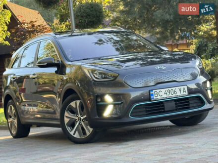 Сірий Кіа Niro, об'ємом двигуна 0 л та пробігом 149 тис. км за 19900 $, фото 1 на Automoto.ua