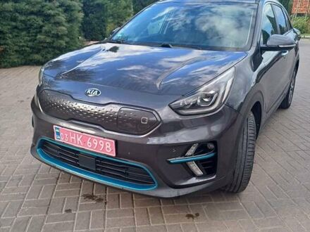Серый Киа Niro, объемом двигателя 0 л и пробегом 170 тыс. км за 18600 $, фото 1 на Automoto.ua