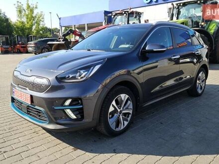 Серый Киа Niro, объемом двигателя 0 л и пробегом 145 тыс. км за 18800 $, фото 1 на Automoto.ua
