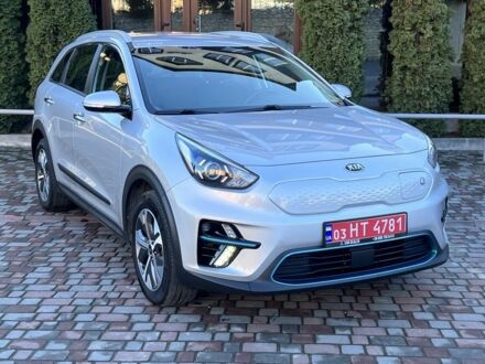 Сірий Кіа Niro, об'ємом двигуна 0 л та пробігом 89 тис. км за 437 $, фото 1 на Automoto.ua