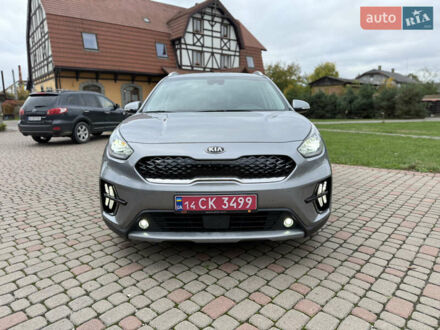 Киа Niro 2020 в Калуше на Automoto.ua Серый Киа Niro, объемом двигателя 1.58 л и пробегом 102 тыс. км за 19600 $, фото 1 на Automoto.ua
