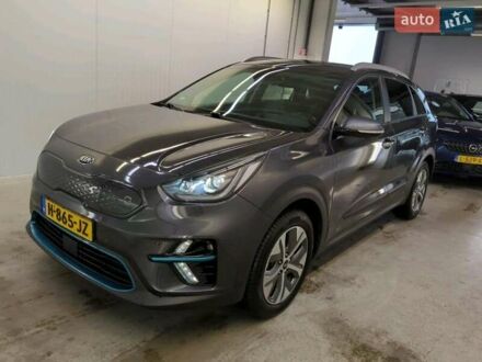Киа Niro 2020 в Черкассах на Automoto.ua Серый Киа Niro, объемом двигателя 0 л и пробегом 119 тыс. км за 19185 $, фото 1 на Automoto.ua