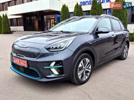 Серый Киа Niro, объемом двигателя 0 л и пробегом 115 тыс. км за 20300 $, фото 1 на Automoto.ua