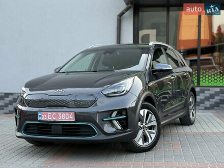 Киа Niro 2020 в Тернополе на Automoto.ua Серый Киа Niro, объемом двигателя 0 л и пробегом 139 тыс. км за 17750 $, фото 1 на Automoto.ua