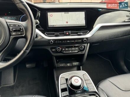 Сірий Кіа Niro, об'ємом двигуна 0 л та пробігом 118 тис. км за 19300 $, фото 1 на Automoto.ua