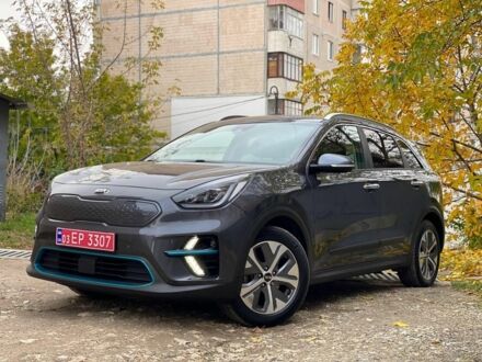 Серый Киа Niro, объемом двигателя 0 л и пробегом 149 тыс. км за 18700 $, фото 1 на Automoto.ua