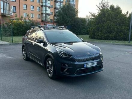 Киа Niro 2020 в Каменце-Подольском на Automoto.ua Серый Киа Niro, объемом двигателя 0 л и пробегом 160 тыс. км за 19200 $, фото 1 на Automoto.ua