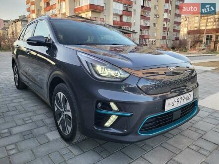 Сірий Кіа Niro, об'ємом двигуна 0 л та пробігом 117 тис. км за 19999 $, фото 1 на Automoto.ua