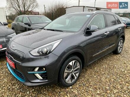 Кіа Niro 2020 у Львові на Automoto.ua Сірий Кіа Niro, об'ємом двигуна 0 л та пробігом 77 тис. км за 19900 $, фото 1 на Automoto.ua