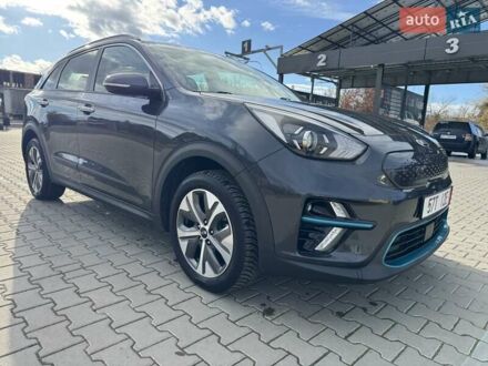 Киа Niro 2020 в Коломые на Automoto.ua Серый Киа Niro, объемом двигателя 0 л и пробегом 149 тыс. км за 18200 $, фото 1 на Automoto.ua