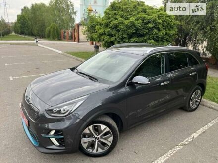 Серый Киа Niro, объемом двигателя 0 л и пробегом 119 тыс. км за 21600 $, фото 1 на Automoto.ua