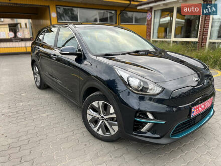 Сірий Кіа Niro, об'ємом двигуна 0 л та пробігом 77 тис. км за 18000 $, фото 1 на Automoto.ua