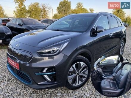 Серый Киа Niro, объемом двигателя 0 л и пробегом 107 тыс. км за 20950 $, фото 1 на Automoto.ua
