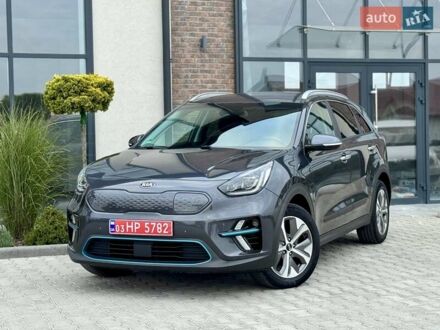 Серый Киа Niro, объемом двигателя 0 л и пробегом 150 тыс. км за 18500 $, фото 1 на Automoto.ua