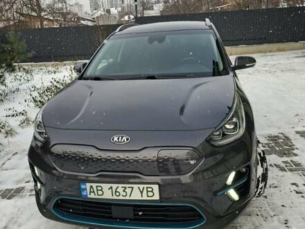 Сірий Кіа Niro, об'ємом двигуна 0 л та пробігом 124 тис. км за 20500 $, фото 1 на Automoto.ua