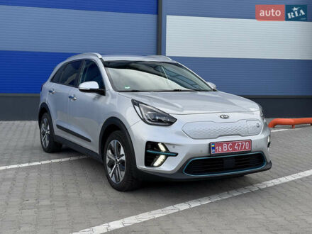 Серый Киа Niro, объемом двигателя 0 л и пробегом 138 тыс. км за 19500 $, фото 1 на Automoto.ua