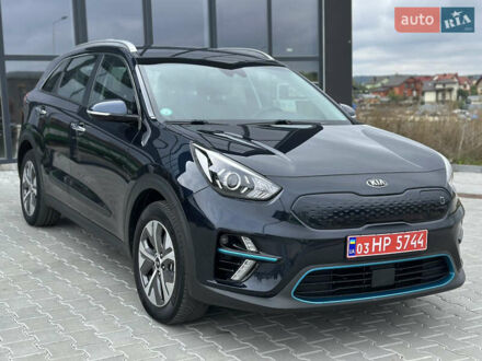 Серый Киа Niro, объемом двигателя 0 л и пробегом 128 тыс. км за 19400 $, фото 1 на Automoto.ua