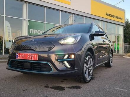 Серый Киа Niro, объемом двигателя 0 л и пробегом 72 тыс. км за 19800 $, фото 1 на Automoto.ua