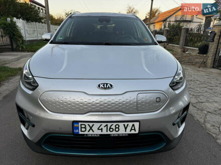 Сірий Кіа Niro, об'ємом двигуна 0 л та пробігом 120 тис. км за 22200 $, фото 1 на Automoto.ua