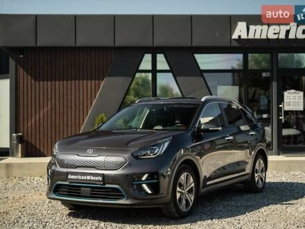 Кіа Niro 2020 у Чернівцях на Automoto.ua Сірий Кіа Niro, об'ємом двигуна 1.6 л та пробігом 84 тис. км за 21500 $, фото 1 на Automoto.ua