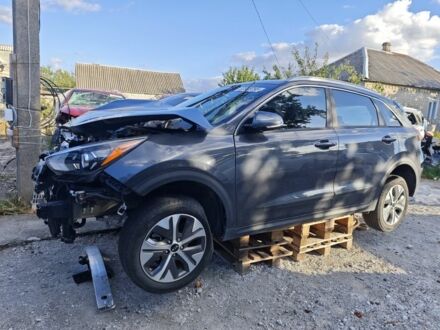 Серый Киа Niro, объемом двигателя 0 л и пробегом 19 тыс. км за 5200 $, фото 1 на Automoto.ua
