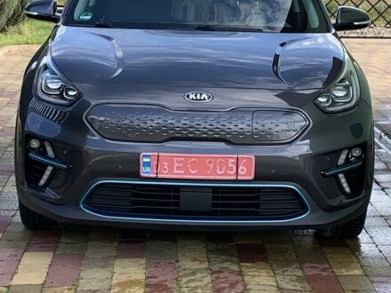 Серый Киа Niro, объемом двигателя 1.5 л и пробегом 73 тыс. км за 18900 $, фото 1 на Automoto.ua