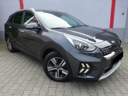 Кіа Niro 2020 у Умани на Automoto.ua Сірий Кіа Niro, об'ємом двигуна 1.6 л та пробігом 45 тис. км за 10100 $, фото 1 на Automoto.ua