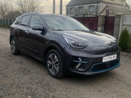 Серый Киа Niro, объемом двигателя 0 л и пробегом 139 тыс. км за 18800 $, фото 1 на Automoto.ua