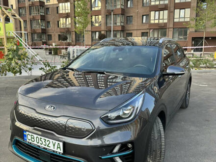 Сірий Кіа Niro, об'ємом двигуна 0 л та пробігом 93 тис. км за 22500 $, фото 1 на Automoto.ua
