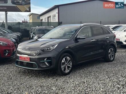 Серый Киа Niro, объемом двигателя 0 л и пробегом 112 тыс. км за 20800 $, фото 1 на Automoto.ua