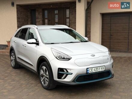 Серый Киа Niro, объемом двигателя 0 л и пробегом 71 тыс. км за 21999 $, фото 1 на Automoto.ua