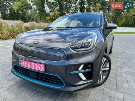 Серый Киа Niro, объемом двигателя 0 л и пробегом 138 тыс. км за 19900 $, фото 1 на Automoto.ua