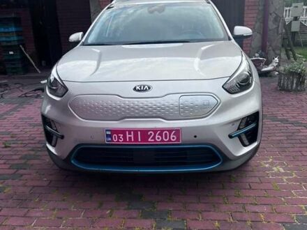 Сірий Кіа Niro, об'ємом двигуна 0 л та пробігом 102 тис. км за 19200 $, фото 1 на Automoto.ua