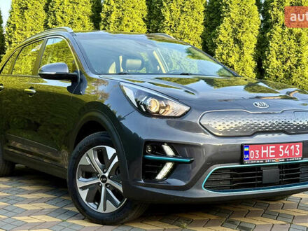 Серый Киа Niro, объемом двигателя 0 л и пробегом 107 тыс. км за 19500 $, фото 1 на Automoto.ua