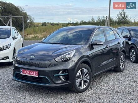 Киа Niro 2021 в Львове на Automoto.ua Серый Киа Niro, объемом двигателя 0 л и пробегом 52 тыс. км за 20750 $, фото 1 на Automoto.ua