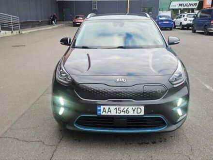 Киа Niro 2021 в Киеве на Automoto.ua Серый Киа Niro, объемом двигателя 0 л и пробегом 195 тыс. км за 16800 $, фото 1 на Automoto.ua