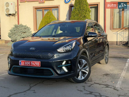 Серый Киа Niro, объемом двигателя 0 л и пробегом 157 тыс. км за 18350 $, фото 1 на Automoto.ua