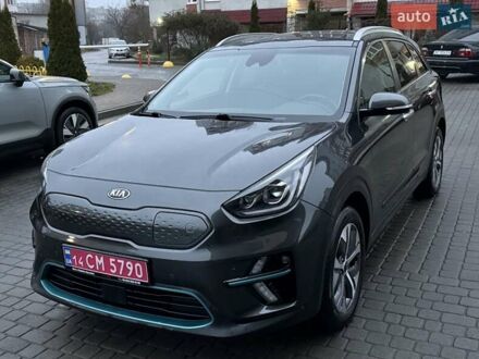 Серый Киа Niro, объемом двигателя 0 л и пробегом 88 тыс. км за 21400 $, фото 1 на Automoto.ua