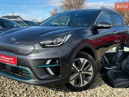 Сірий Кіа Niro, об'ємом двигуна 0 л та пробігом 100 тис. км за 21900 $, фото 1 на Automoto.ua