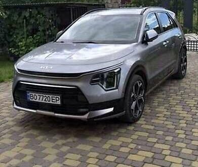 Серый Киа Niro, объемом двигателя 1.58 л и пробегом 25 тыс. км за 19900 $, фото 1 на Automoto.ua